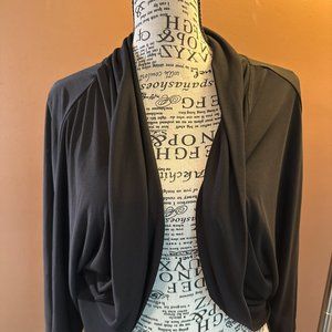 Fashion Bug 2x Plus Size Black Elegant Comfortable Shrug Wrap - like new!
